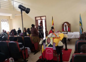 Kabale Municipal Councilors Pay Last Tributes to the Late Ronald Bifabusha. (IMAGE: URN )
