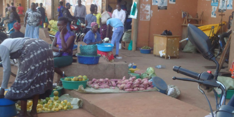 Vendors are back selling along Noteber Road.